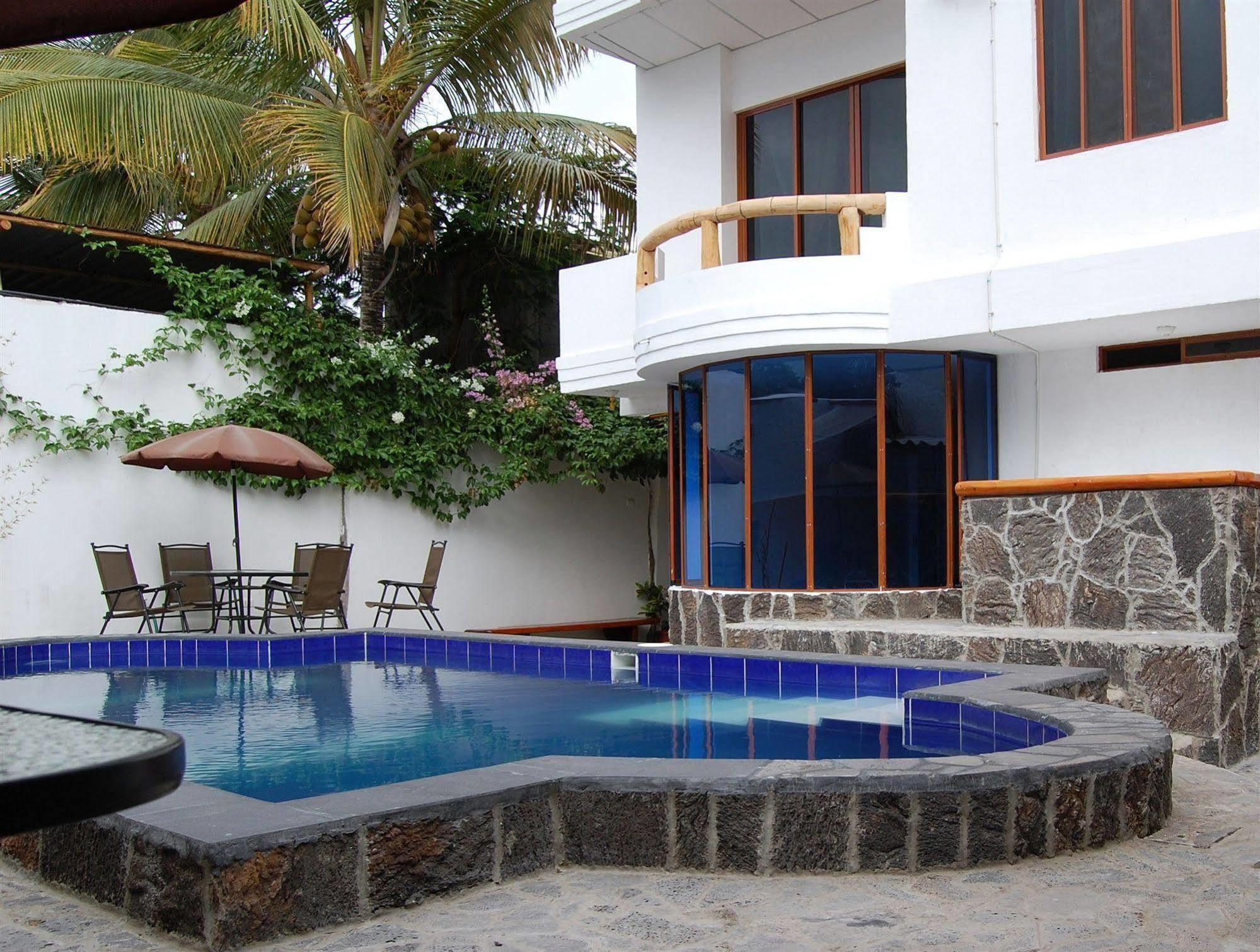Galapagos Islands Hotel Puerto Ayora  Exteriér fotografie